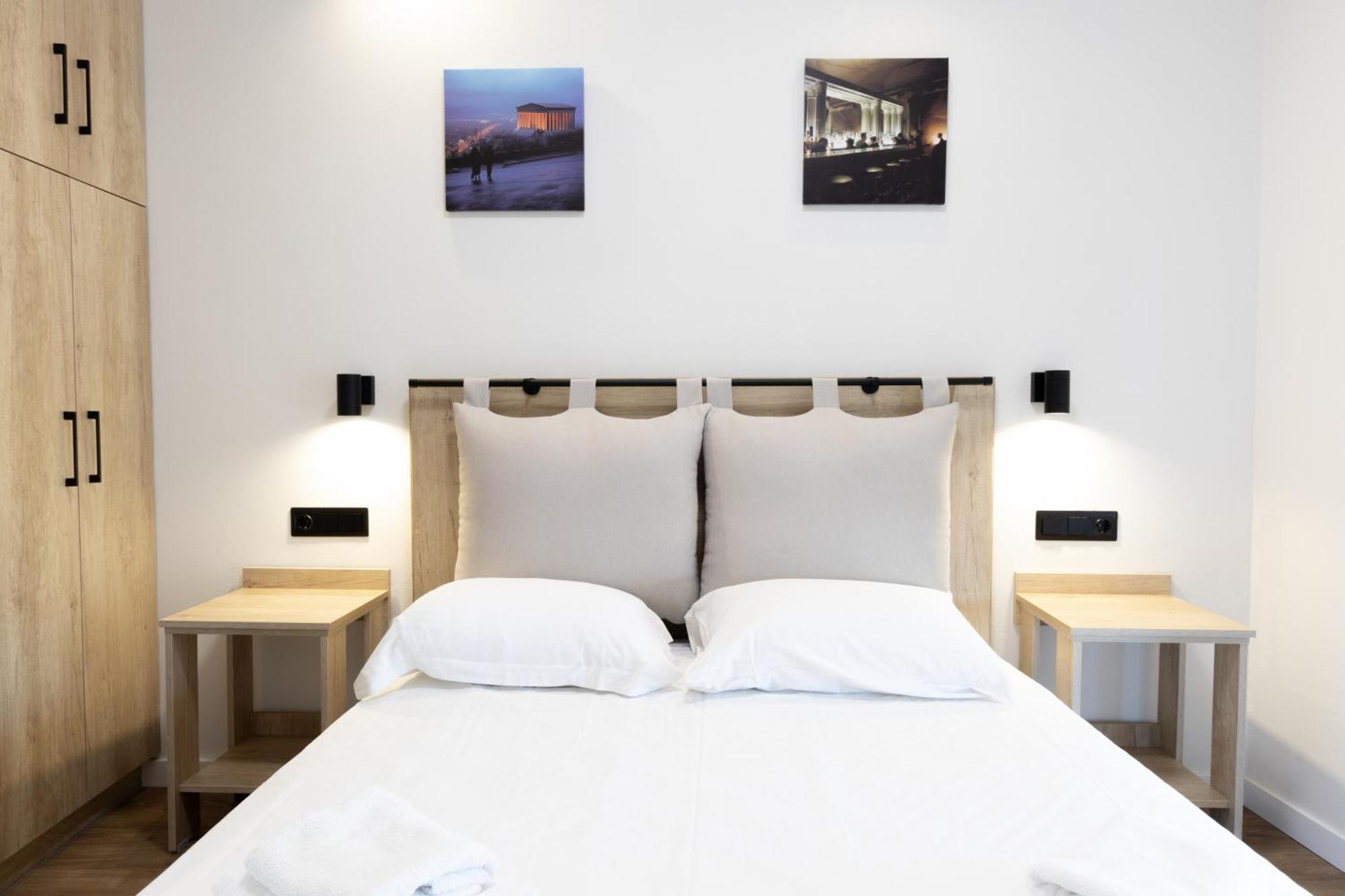 Modern Acropolis 2 Bedroom Steps From History